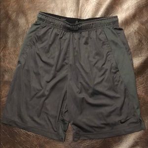 Mens medium Nike athletic shorts